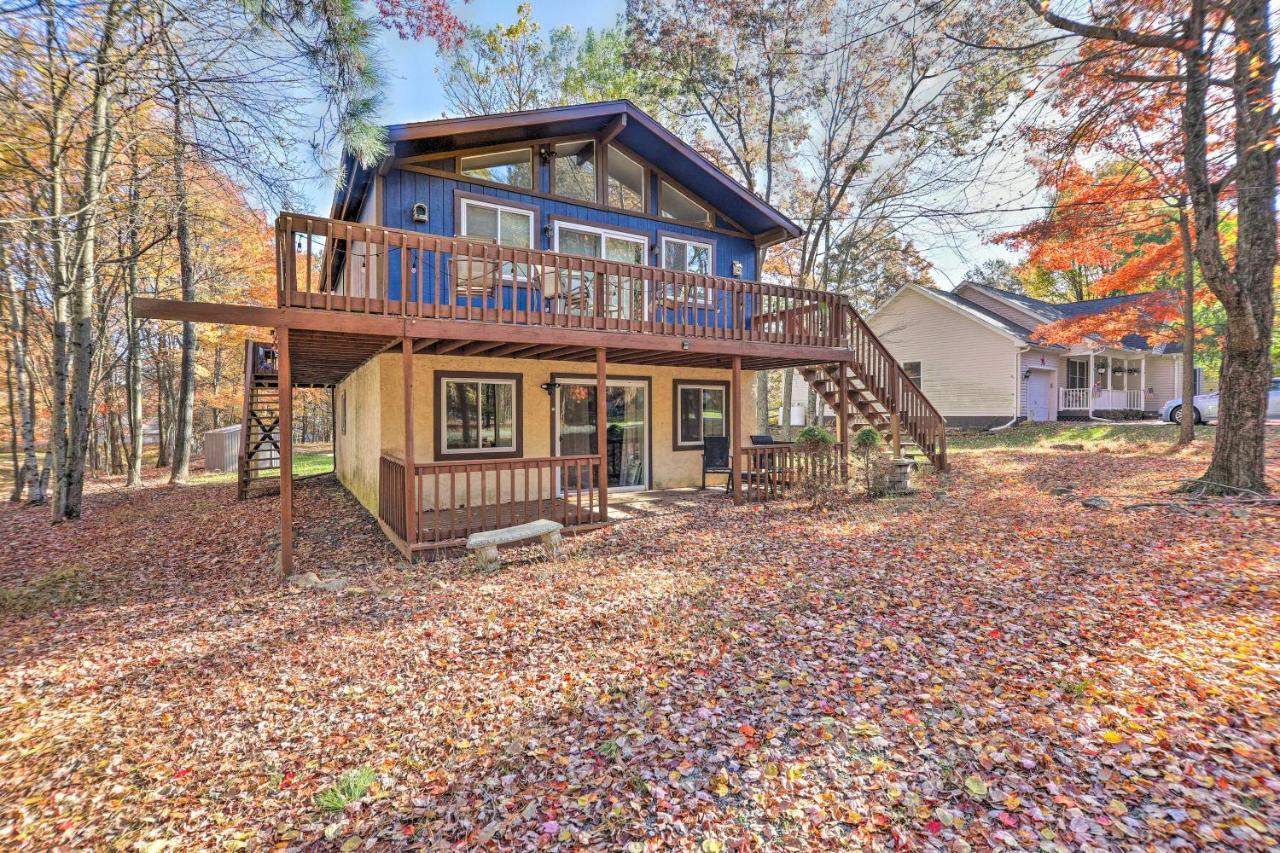 Holiday home Inviting Pocono Mtn Retreat Less Than 7 Mi To Slopes!